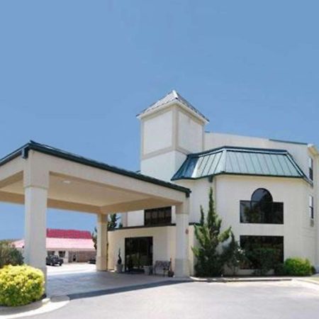 Quality Inn & Suites Tarboro - Kingsboro מראה חיצוני תמונה