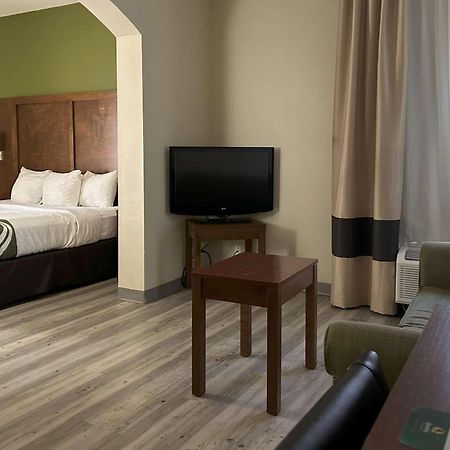 Quality Inn & Suites Tarboro - Kingsboro מראה חיצוני תמונה