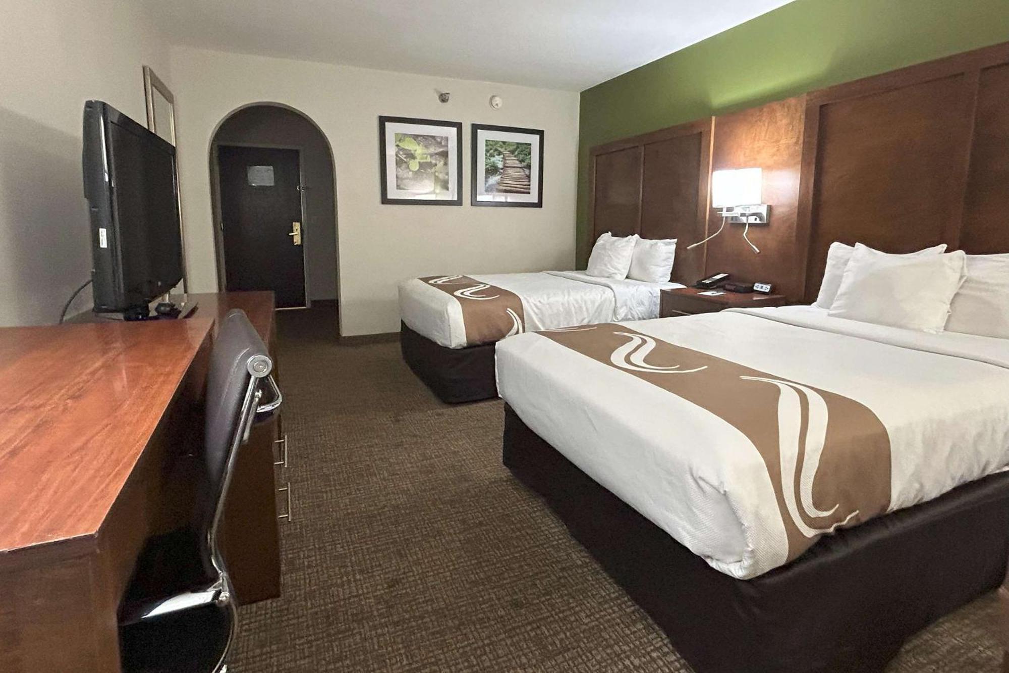 Quality Inn & Suites Tarboro - Kingsboro מראה חיצוני תמונה